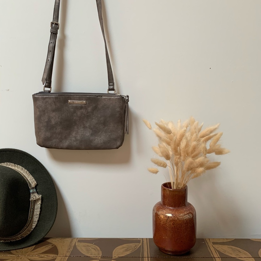 🐚Nine West Metallic Crossbody Purse🐚